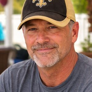 NFL New Orleans Saints Hat One Size Black Gold Fleur-de-Lis Strapback Cap